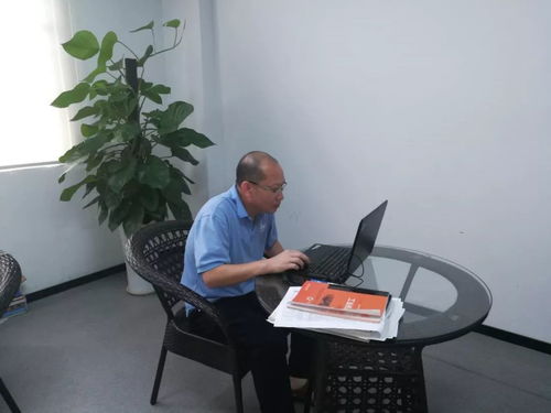 揭秘人社部發(fā)布的兩個工業(yè)機(jī)器人新職業(yè) 聚焦教學(xué)設(shè)備研發(fā)