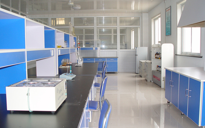 科研實力與教學(xué)設(shè)備研發(fā) 雙輪驅(qū)動下的高等教育創(chuàng)新